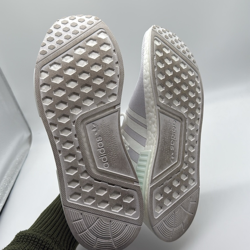 Adidas NMD_r1 Sneakers in White/White/Silver Metallic Size 9 - Picture 9 of 12